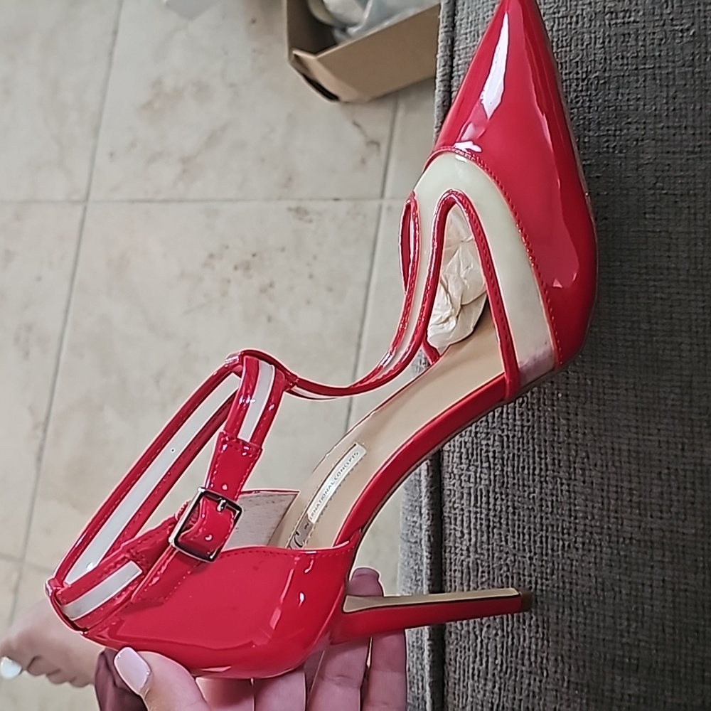 New red highheels